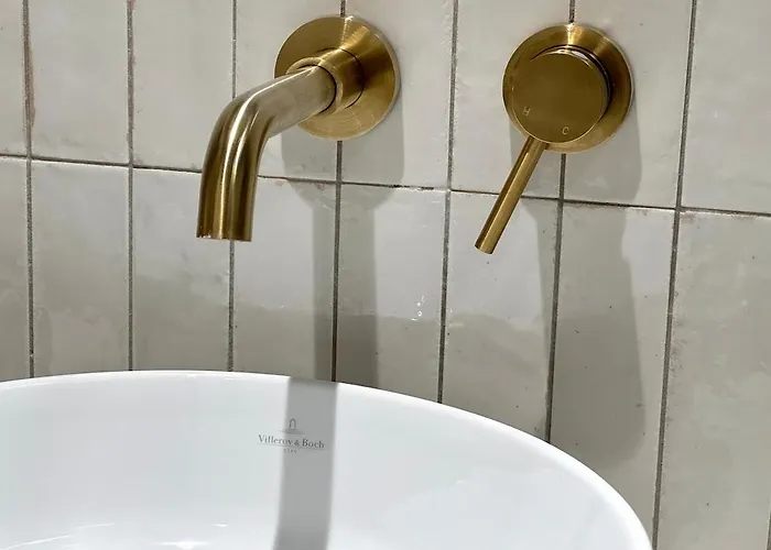 Luxury In The Heart Of Old Town *