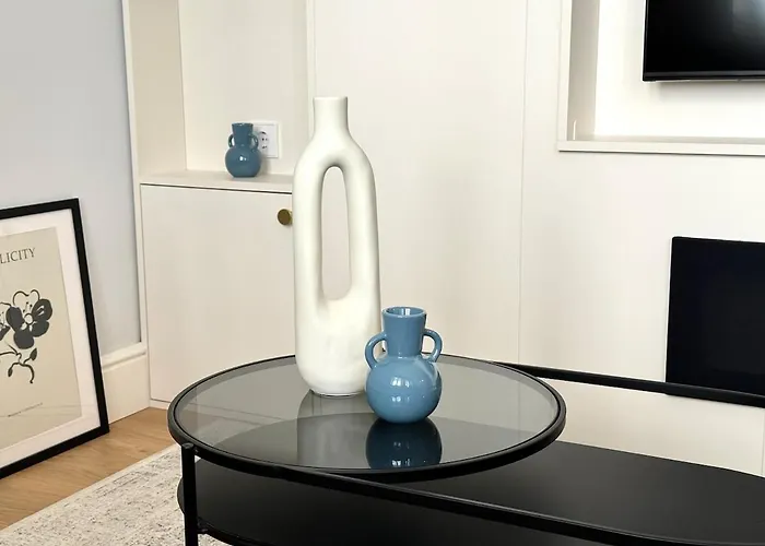 Luxury In The Heart Of Old Town Apartment