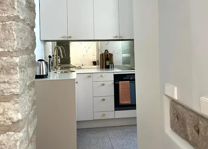 Luxury In The Heart Of Old Town تالين