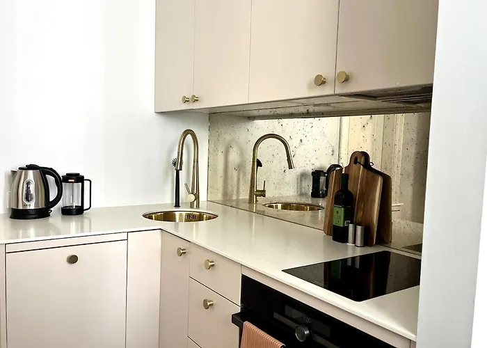 Luxury In The Heart Of Old Town * تالين