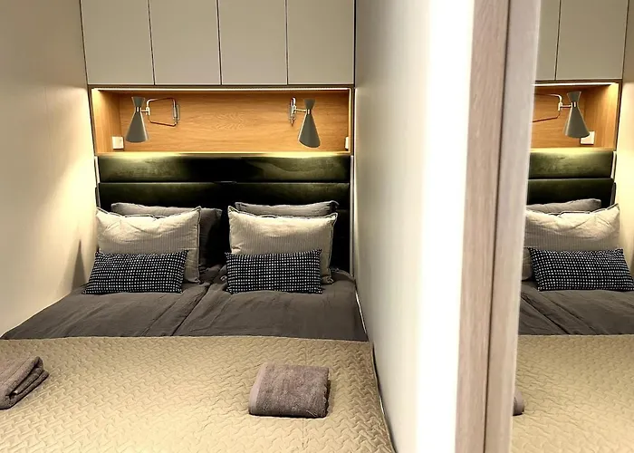 شقة Luxury In The Heart Of Old Town تالين