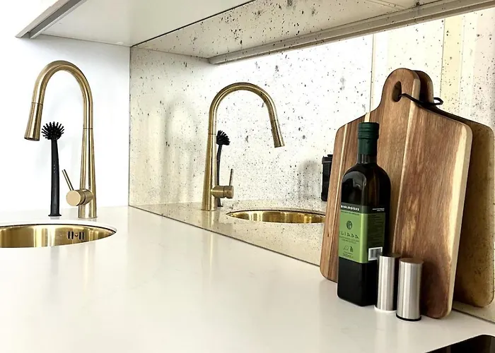 Luxury In The Heart Of Old Town * تالين