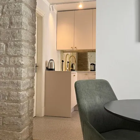 Luxury In The Heart Of Old Town Apartmán *